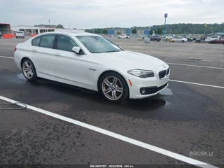 BMW 528I