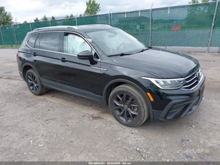 VOLKSWAGEN VOLKSWAGEN TIGUAN 2.0T SE/2.0T WOLFSBURG EDITION