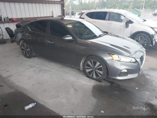 NISSAN NISSAN ALTIMA SV FWD