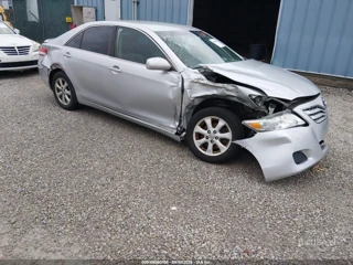 TOYOTA TOYOTA CAMRY LE
