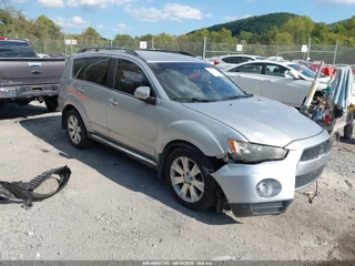 MITSUBISHI MITSUBISHI OUTLANDER SE