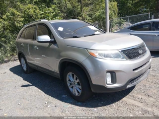KIA KIA SORENTO LX