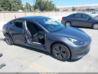 TESLA TESLA MODEL 3 REAR-WHEEL DRIVE