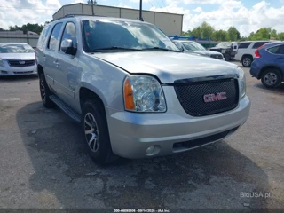 GMC YUKON SLT