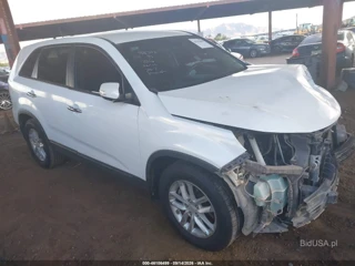 KIA KIA SORENTO LX
