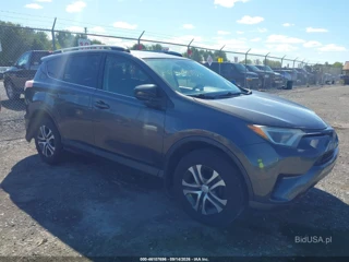 TOYOTA TOYOTA RAV4 LE