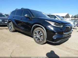 TOYOTA TOYOTA HIGHLANDER XLE