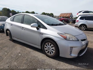 TOYOTA TOYOTA PRIUS PLUG-IN