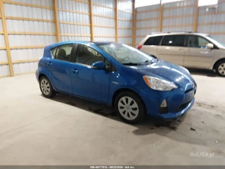 TOYOTA TOYOTA PRIUS C TWO
