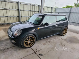 MINI COOPER CLUBMAN