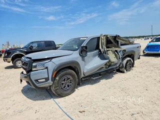 NISSAN FRONTIER PRO-4X