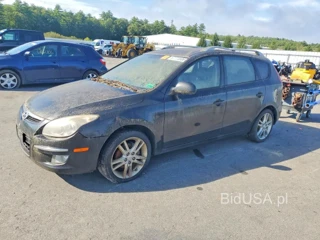 HYUNDAI ELANTRA TOURING SE