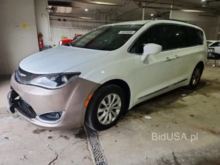 CHRYSLER PACIFICA TOURING L