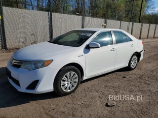 TOYOTA CAMRY HYBRID LE