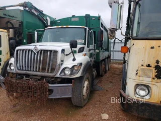 INTERNATIONAL 7400