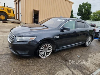 FORD TAURUS SE