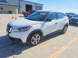 NISSAN KICKS S