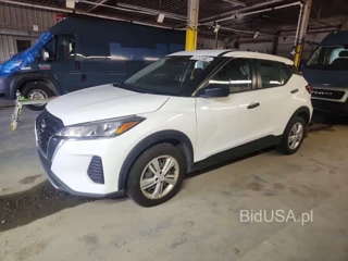 NISSAN KICKS S