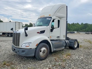 PETERBILT 579