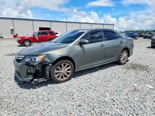 TOYOTA CAMRY XLE