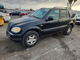 MERCEDES-BENZ ML 320