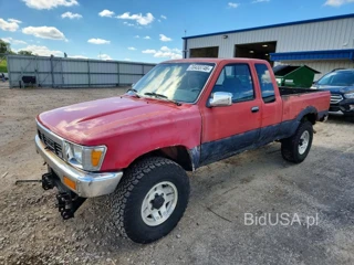 TOYOTA PICKUP SR5