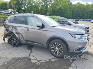 MITSUBISHI OUTLANDER SE