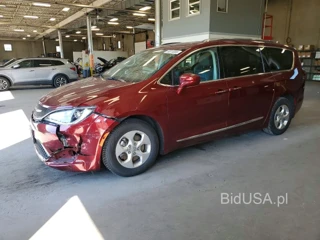 CHRYSLER PACIFICA TOURING L PLUS