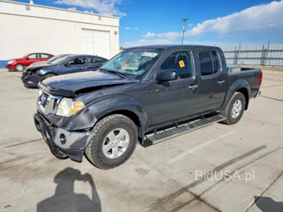 NISSAN FRONTIER SE V6