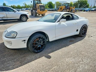 TOYOTA SUPRA SPORT ROOF