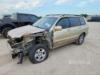 TOYOTA HIGHLANDER BASE