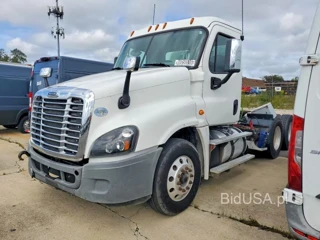 FREIGHTLINER CASCADIA 125 SLEEPER CAB"