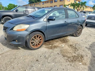 TOYOTA YARIS BASE