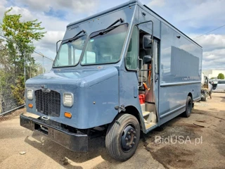 FREIGHTLINER MT45 CHASSIS