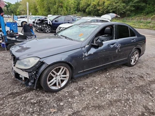 MERCEDES-BENZ C 300 4MATIC