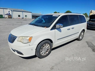 CHRYSLER TOWN & COUNTRY LIMITED