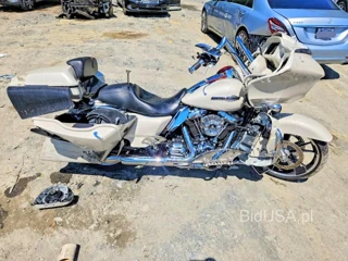 HARLEY-DAVIDSON FLTRX ROAD GLIDE