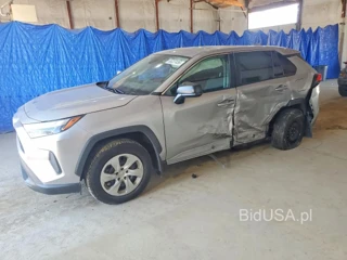 TOYOTA RAV4 LE