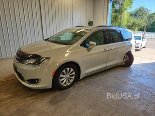 CHRYSLER PACIFICA TOURING L
