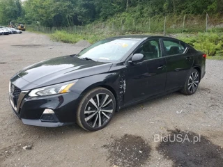 NISSAN ALTIMA SR