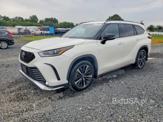 TOYOTA HIGHLANDER XSE