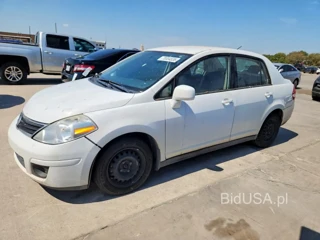 NISSAN VERSA 1.8 S