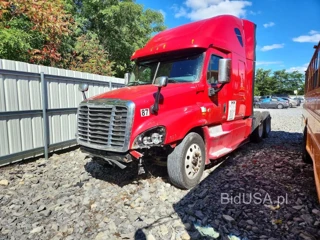 FREIGHTLINER CASCADIA 125