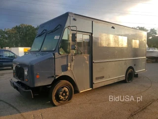 FREIGHTLINER CHASSIS M LINE WALK-IN VAN