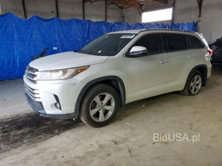 TOYOTA HIGHLANDER XLE