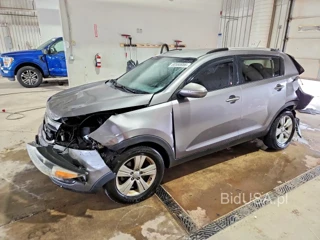 KIA SPORTAGE LX