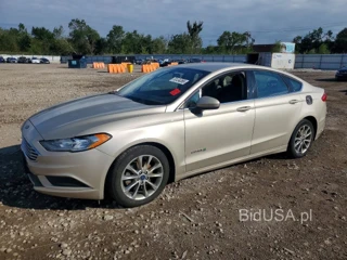 FORD FUSION SE HYBRID