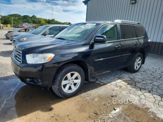 TOYOTA HIGHLANDER BASE