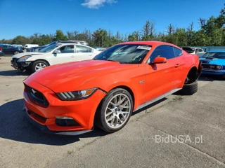 FORD MUSTANG GT