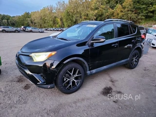 TOYOTA RAV4 SE